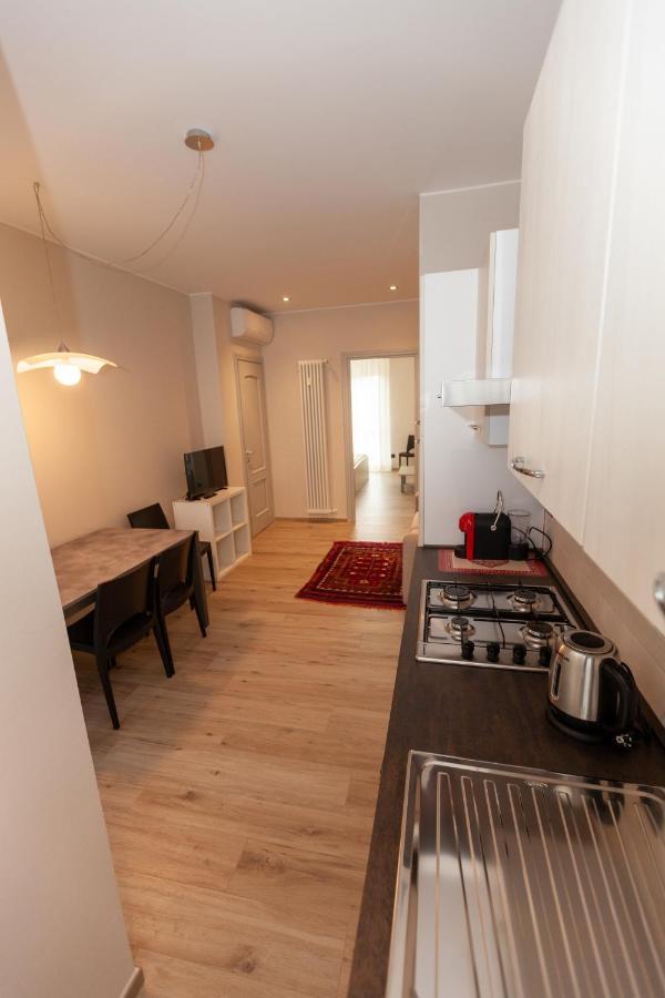 Rossini15 - Garage Privato Apartment Alba  Bagian luar foto